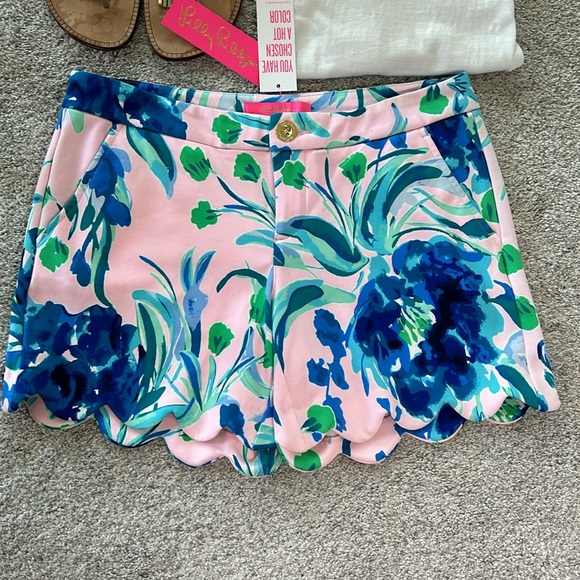 Lilly Pulitzer Buttercup Knit Short - Picture 2 of 5